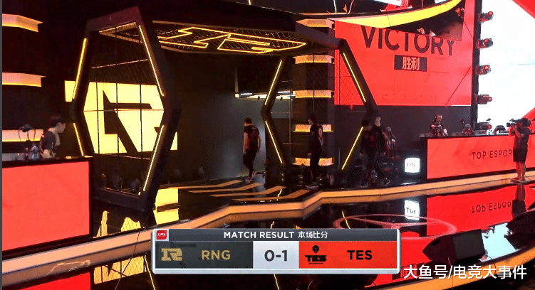 Karsa连续七场比赛得分超过败北,勇士挑战极限! Karsa连续七场比赛得分超过败北,勇士挑战极限!