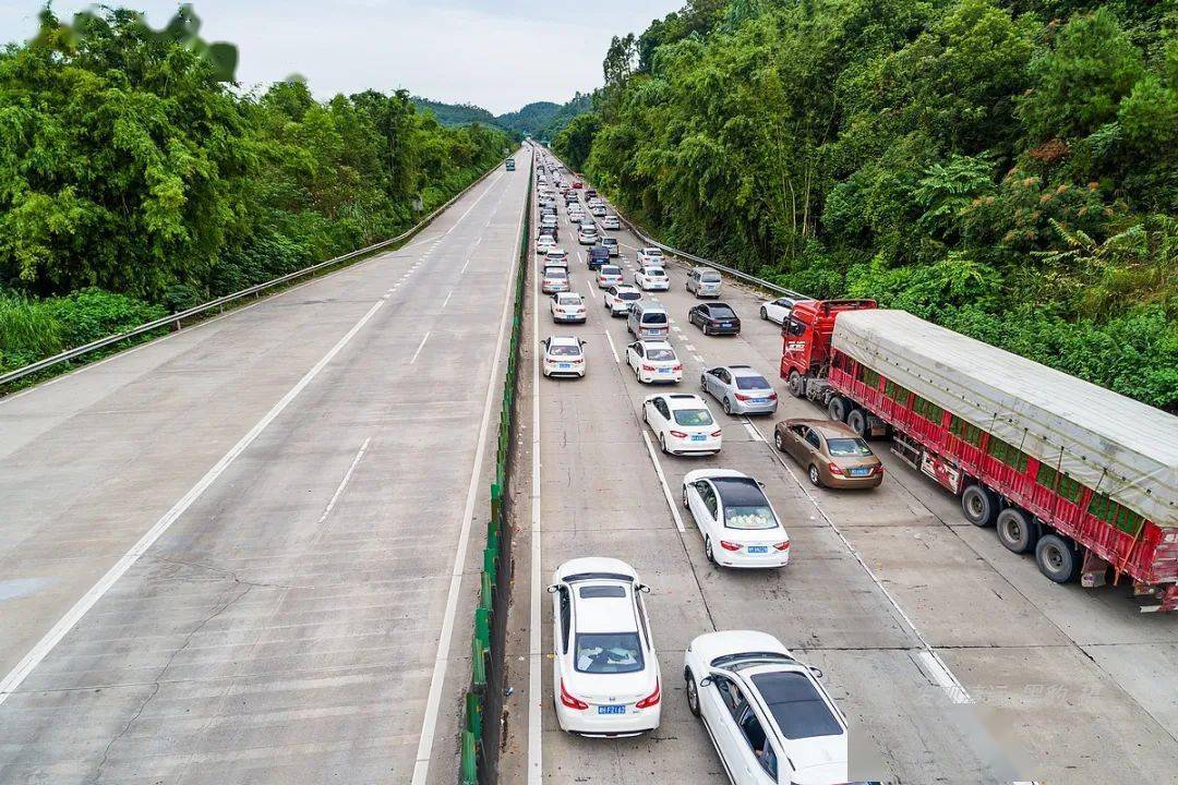 爱游戏网页版风云突变西汉姆国际比赛日迎来里程碑，意大利杯版图或变，赛场秩序良好，轮换策略成焦点的简单介绍