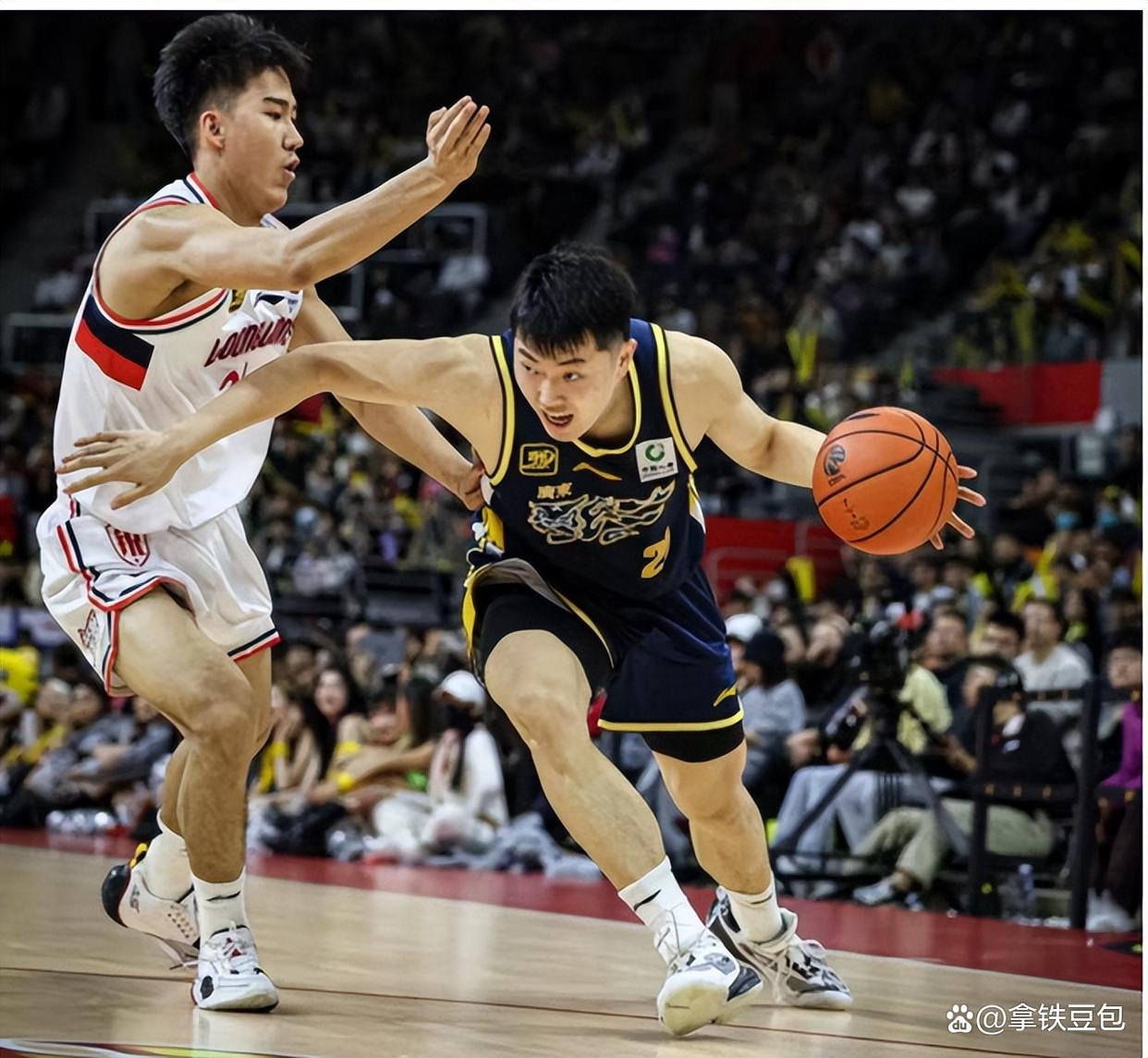 包含加时末段广东宏远调整名单以备国王杯；战术微调环节打磨；质疑声仍在；赛程密集仍需轮换的词条