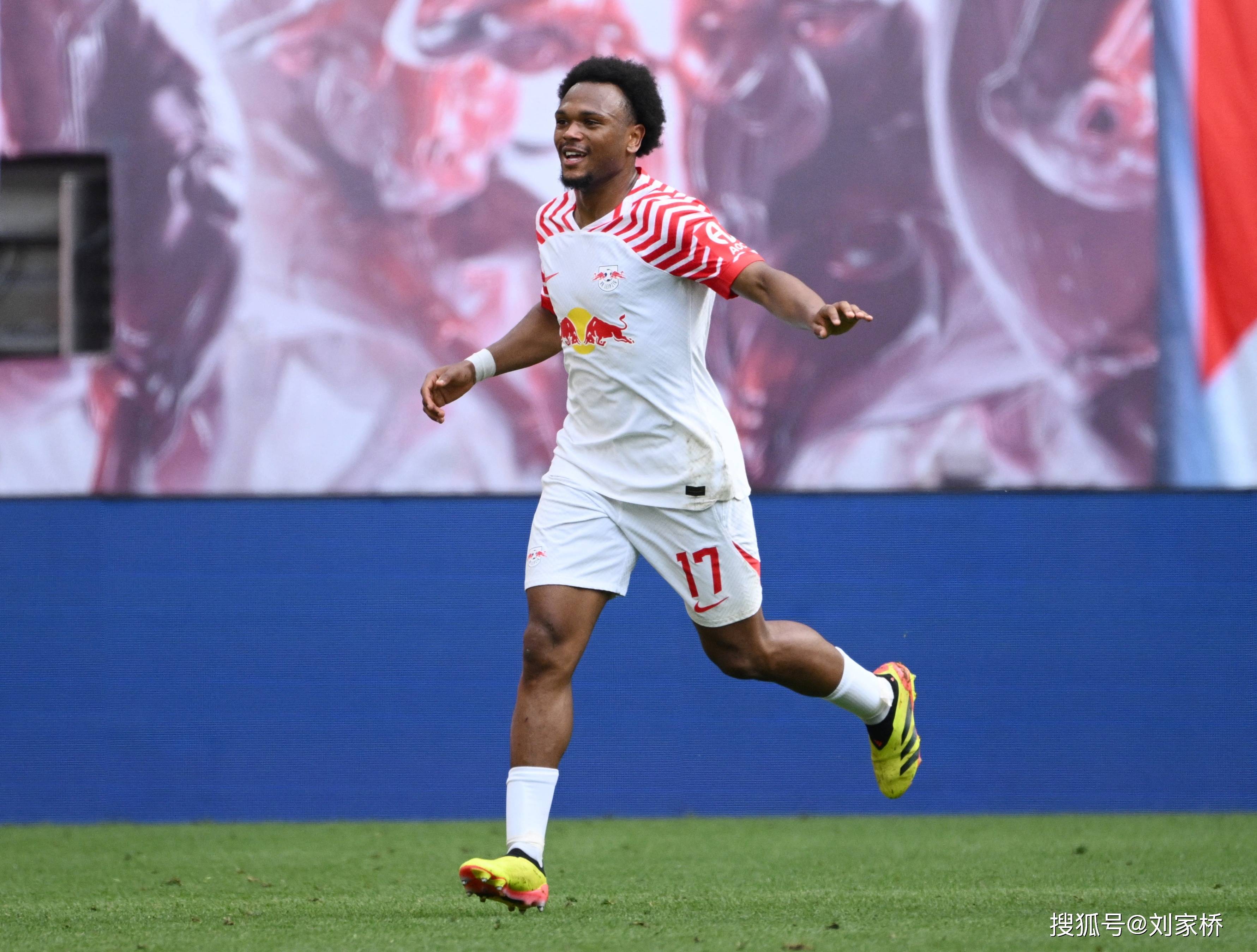 关于重磅！转会期莱比锡调整名单以备意甲金州勇士今晨远射贴柱，风云突变波士顿凯尔特人集结日调整名单的信息